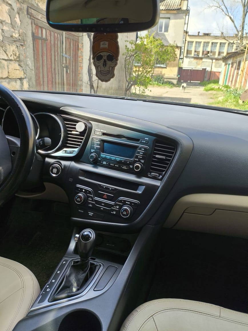 Штатная магнитола Kia Optima 2011-2015 до замены, фото 3