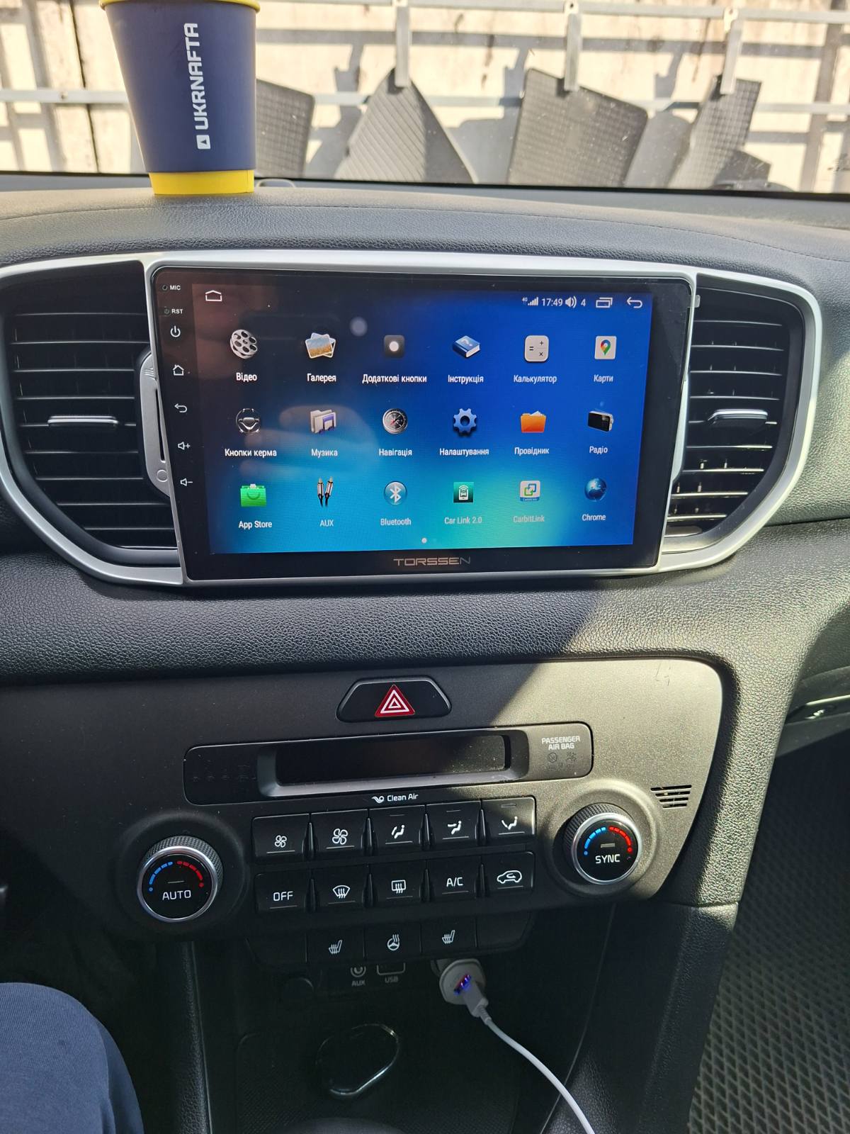Android магнитола Torssen F9+ в Kia Sportage IV
